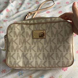 Michael Kors crossbody bag